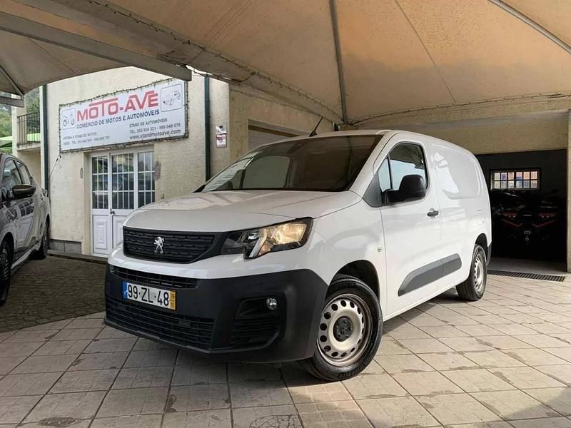 Branco Usado 2019 Peugeot Partner Van | € 13.500 (Preço justo) - Imagem 1/4