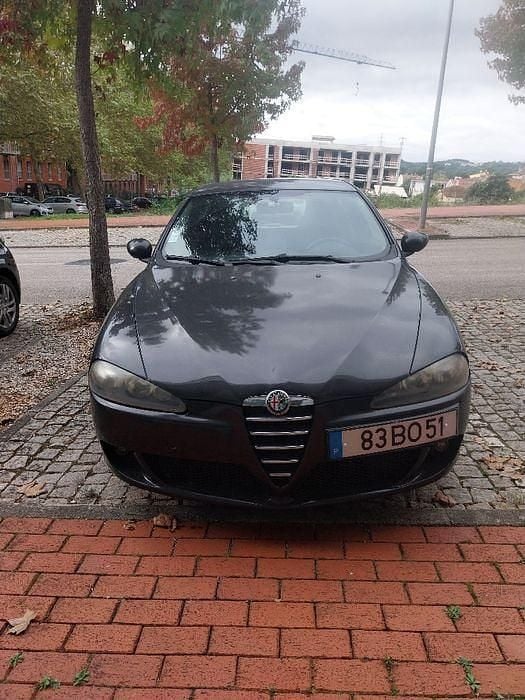 Usado 2006 Alfa Romeo 147 Citadino | € 1.850 - Imagem 1/4