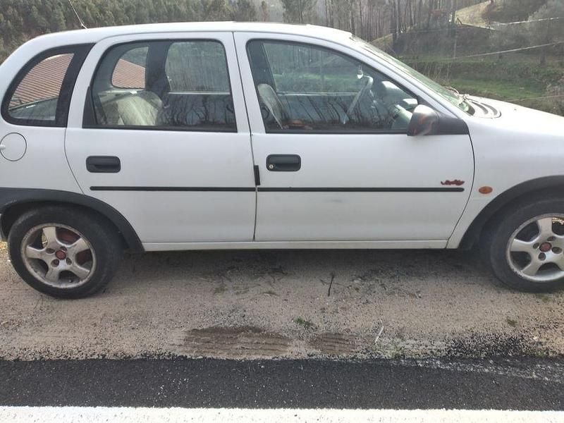 Usado Opel Corsa 1998 Citadino