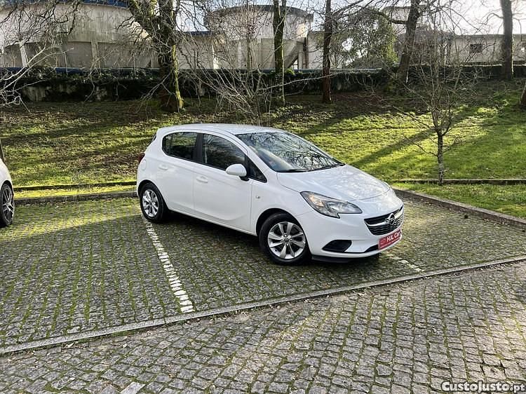 Usado Opel Corsa Enjoy 90 HP (66 kW) 2018 Branco Citadino