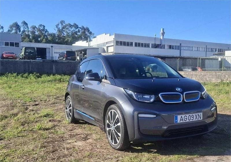 Cinzento Usado 2018 BMW i3 Comfort Edition Citadino | € 16.700 (Preço justo) - Imagem 1/4