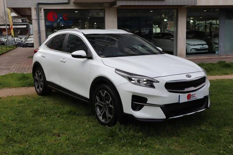 Branco Usado 2021 Kia XCeed SUV | € 17.900 (Bom preço) - Imagem 1/4