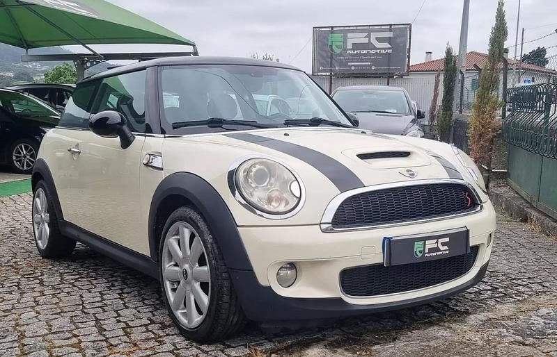 Usado Mini Cooper S Coupé 184 HP (135 kW) 2010 Bege Coupé