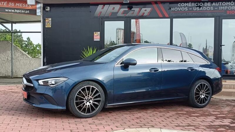Azul Usado 2020 Mercedes CLA180 Shooting Brake Carrinha | € 23.990 (Preço justo) - Imagem 1/4