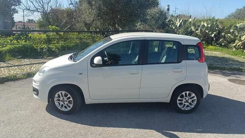 Usado Fiat Panda 69 HP (50 kW) 2019 Branco Citadino