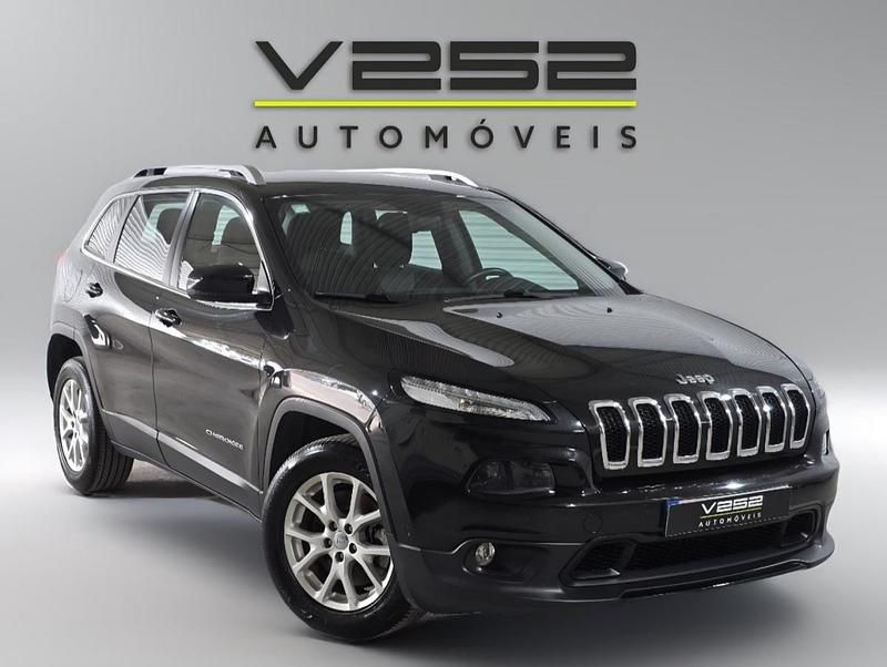 Preto Usado 2014 Jeep Cherokee SUV | € 13.950 - Imagem 1/4