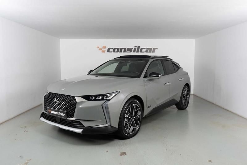 Cinzento Usado 2023 DS Automobiles DS4 | € 23.980 (Bom preço) - Imagem 1/4