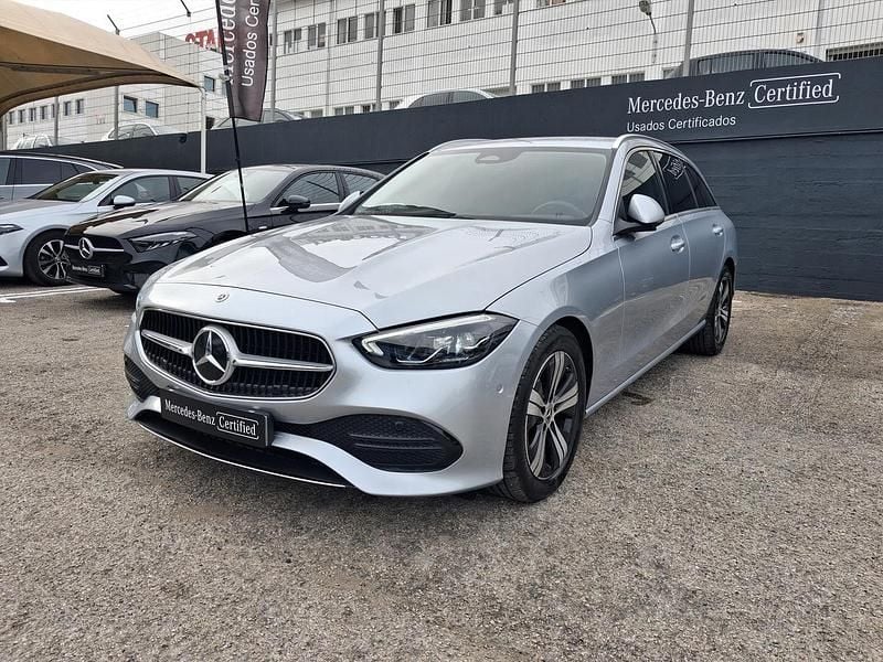 Cinza Usado 2024 Mercedes C220 Avantgarde Carrinha | € 45.000 (Preço justo) - Imagem 1/4