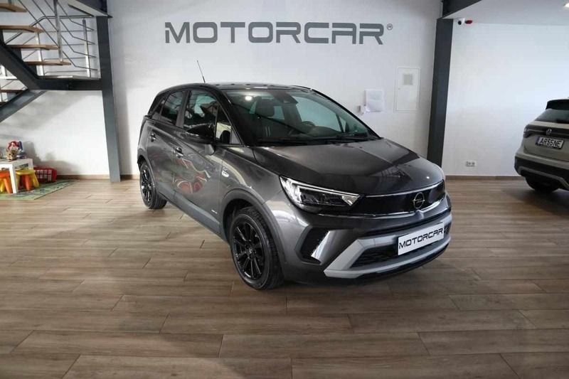 Cinzento Usado 2022 Opel Crossland Design & Tech SUV | € 17.890 (Preço justo) - Imagem 1/4