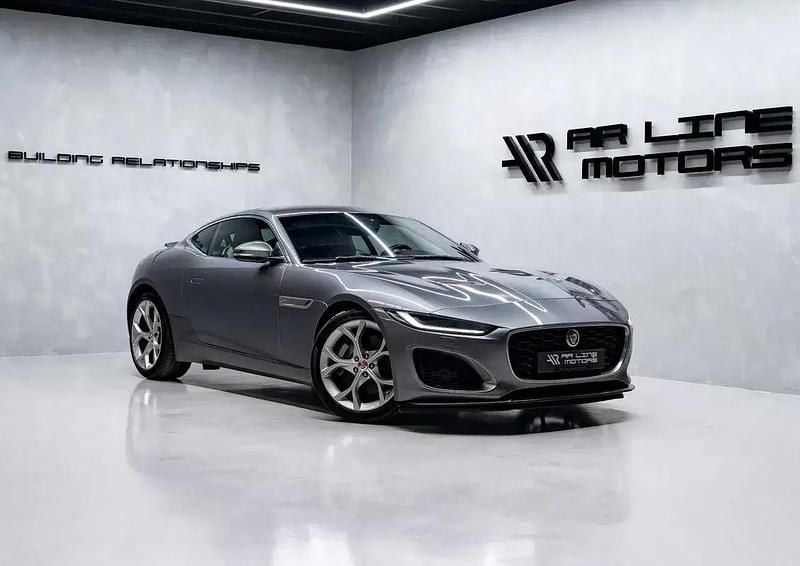 Usado Jaguar F-Type 300 HP (220 kW) 2020 Cinza antracite Coupé