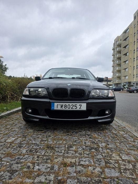 Usado 2001 BMW 320 Sedan | € 2.500 (Bom preço) - Imagem 1/4