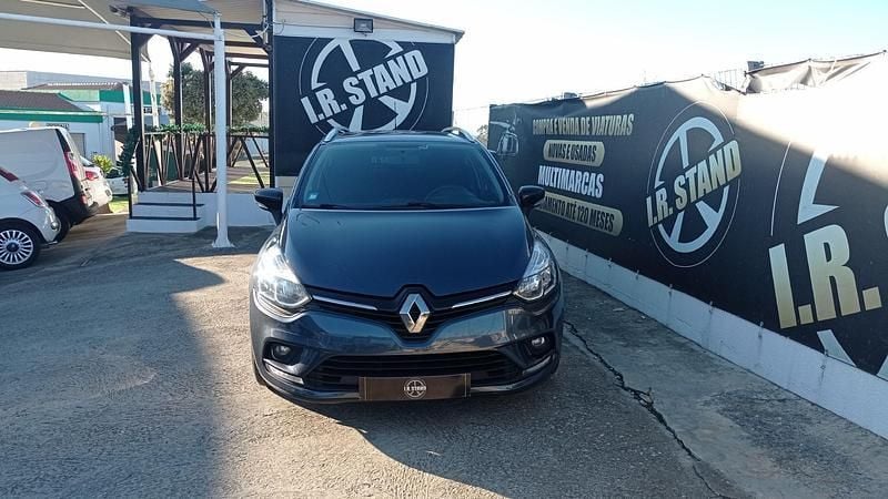 Cinza Usado 2018 Renault Clio GrandTour LIMITED Carrinha | € 11.500 (Preço justo) - Imagem 1/4