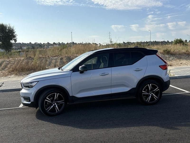 Usado 2020 Volvo XC40 R-Design SUV | € 29.000 (Preço justo) - Imagem 1/4