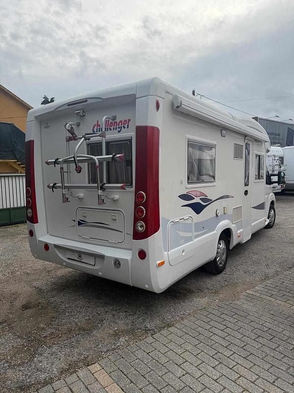 Usado Fiat Ducato 160 HP (117 kW) 2007 Branco Van