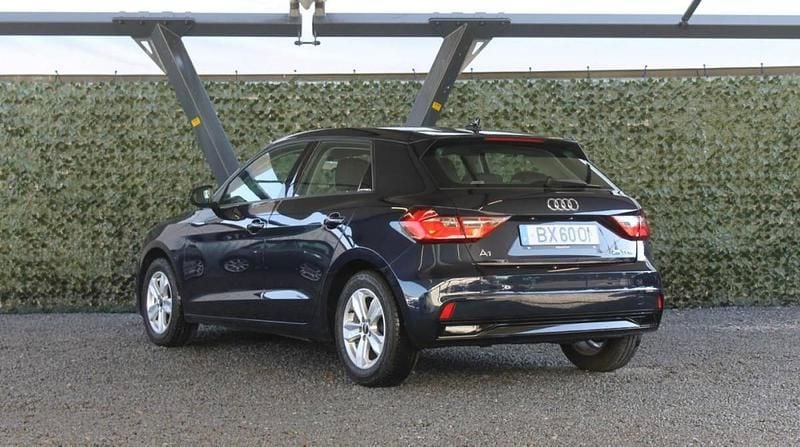 Usado Audi A1 Sportback 95 HP (69 kW) 2021 Azul Citadino