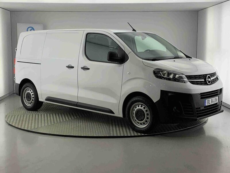 Branco Usado 2024 Opel Vivaro-e Combi Van | € 30.990 - Imagem 1/4