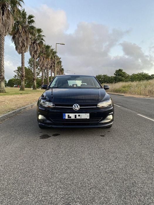 Usado 2019 VW Polo Sedan | € 13.500 (Preço justo) - Imagem 1/4