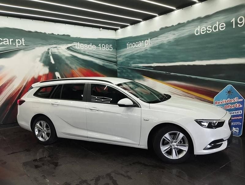 Usado Opel Insignia Business Edition 110 HP (80 kW) 2019 Branco Carrinha