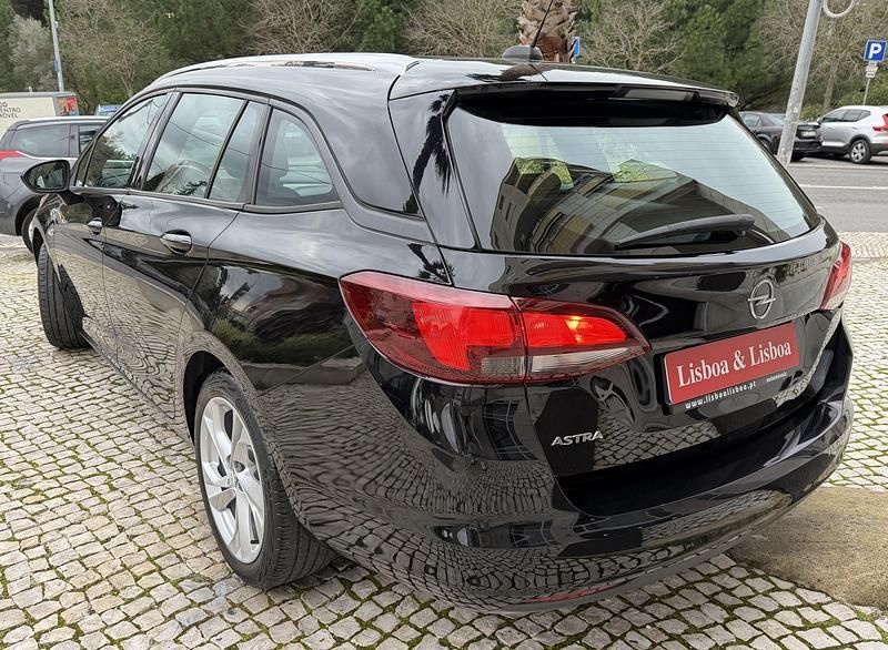 Usado Opel Astra Elegance 130 HP (95 kW) 2021 Preto Carrinha