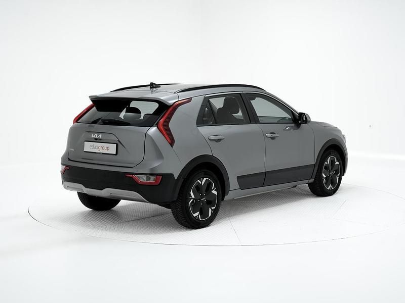 Usado Kia e-Niro 150 kW (204 HP) 2023 Cinzento SUV