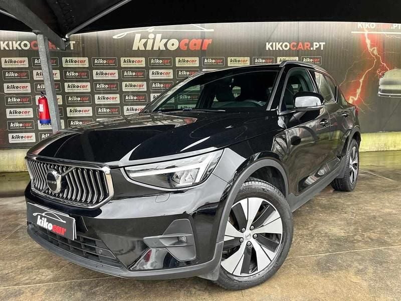 Preto Usado 2022 Volvo XC40 SUV | € 26.000 (Super Preço) - Imagem 1/4