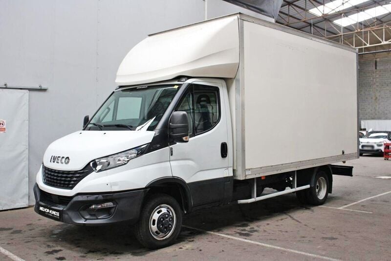 Branco Usado 2020 Iveco Daily | € 26.750 (Bom preço) - Imagem 1/2