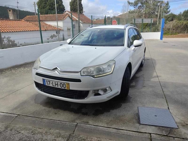Branco Usado 2011 Citroën C5 Exclusive Carrinha | € 8.990 (Preço elevado) - Imagem 1/4