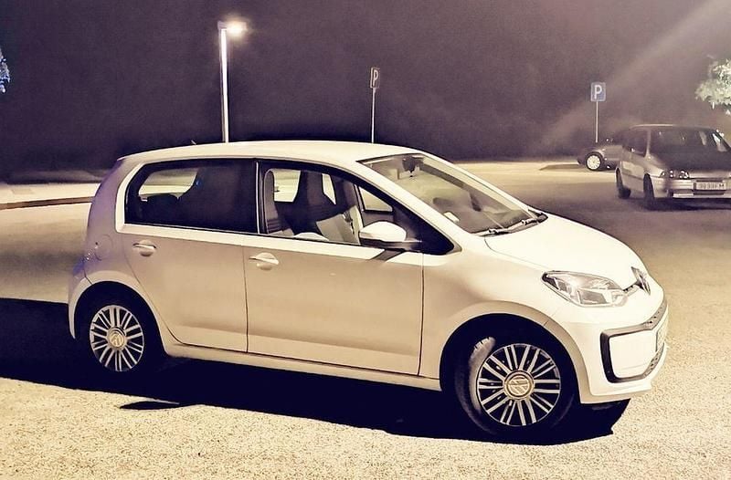 Usado 2018 VW up! Citadino | € 8.400 (Preço justo) - Imagem 1/2