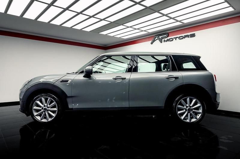 Usado Mini Clubman 116 HP (85 kW) 2016 Cinzento Carrinha