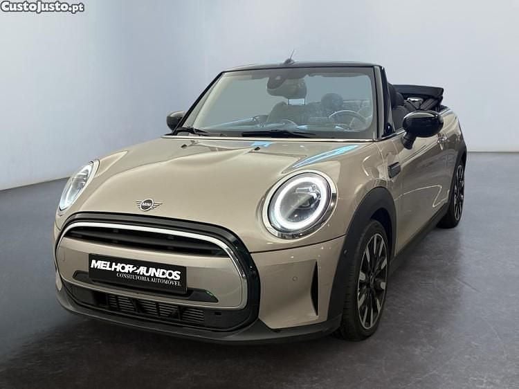 Usado Mini Cooper Coupé Premium 136 HP (100 kW) 2023 Cinza Coupé