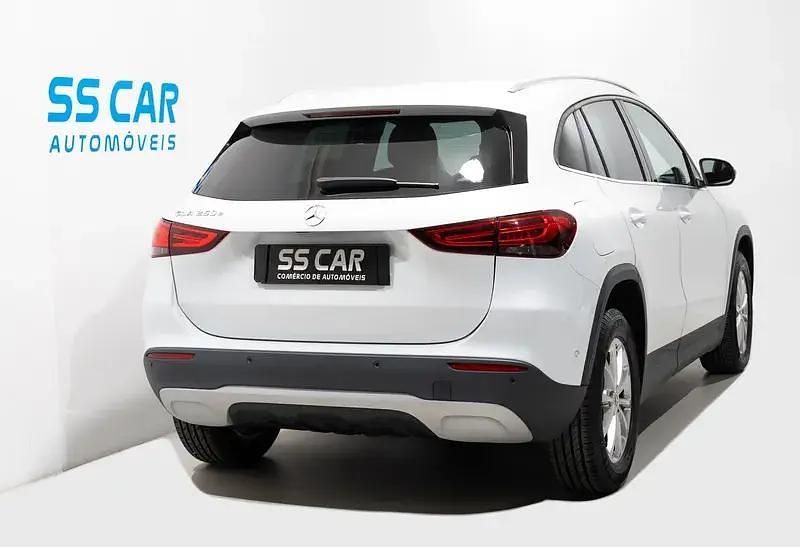 Usado Mercedes GLA250 Progressive 218 HP (160 kW) 2022 Branco SUV