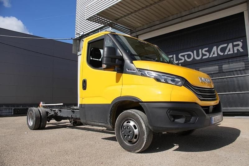 Usado Iveco Daily 180 HP (132 kW) 2022 Outra