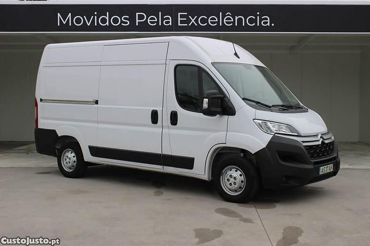 Branco Usado 2022 Citroën Jumper Monovolume | € 27.900 (Preço justo) - Imagem 1/1