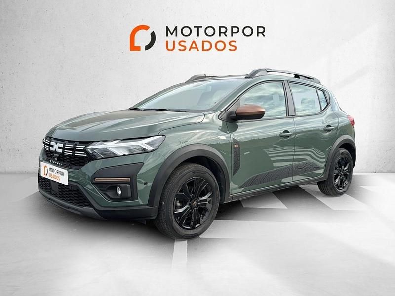 Cinzento Usado 2024 Dacia Sandero Citadino | € 17.990 (Preço justo) - Imagem 1/4