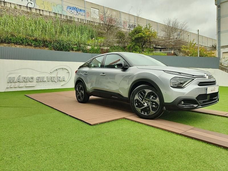 Usado Citroën C4 Feel 131 HP (96 kW) 2022 Cinza SUV