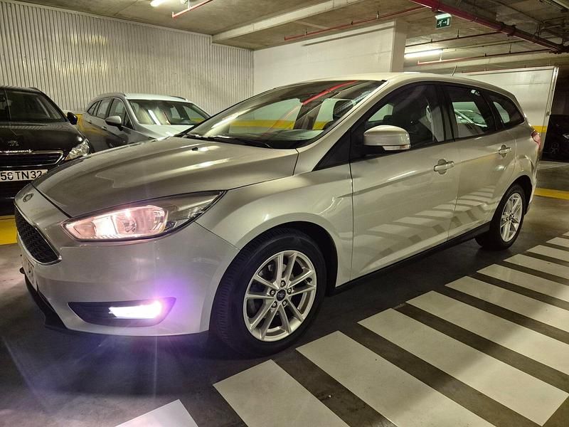 Cinza Usado 2018 Ford Focus Business Edition Carrinha | € 10.790 (Super Preço) - Imagem 1/4
