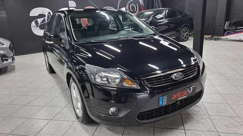 Preto Usado 2008 Ford Focus Sedan | € 6.900 (Caro) - Imagem 1/4