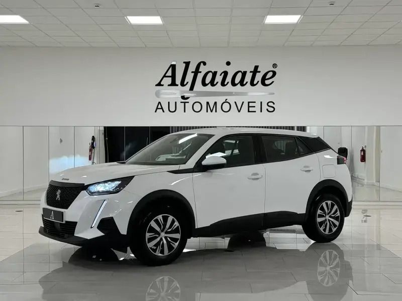 Branco Usado 2020 Peugeot 2008 Active SUV | € 16.990 (Preço justo) - Imagem 1/4