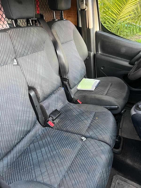 Usado Peugeot Partner 75 HP (55 kW) 2011 Branco Monovolume