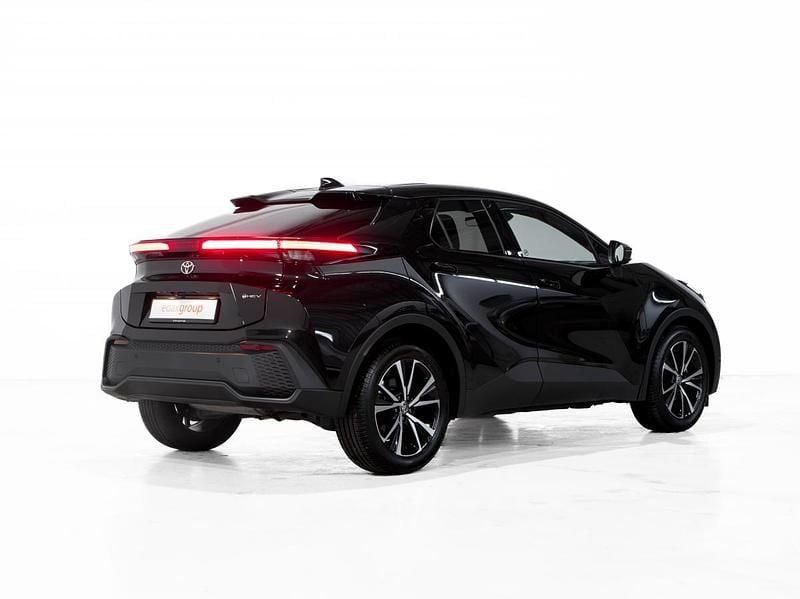 Usado Toyota C-HR 122 HP (89 kW) 2025 Preto SUV