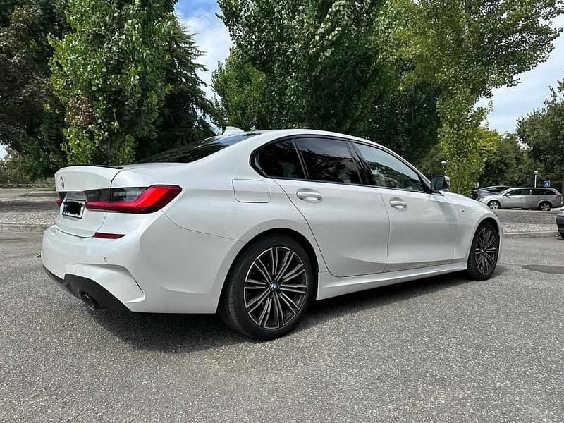 Usado BMW 320 Shadowline 184 HP (135 kW) 2019 Branco Sedan