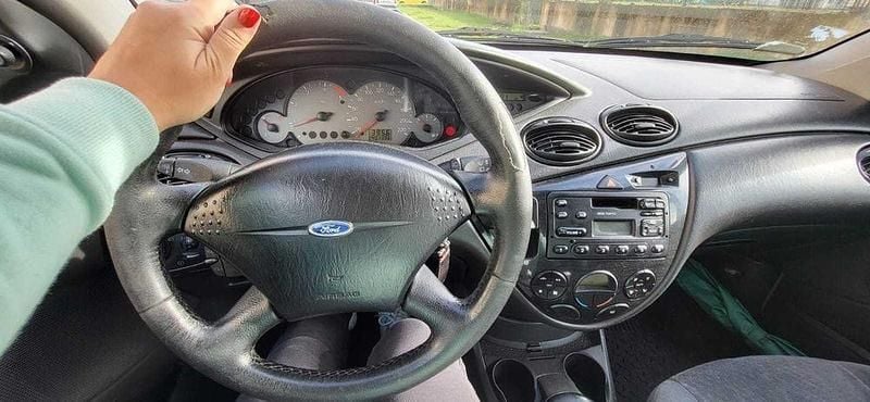 Usado Ford Focus 2002 Sedan