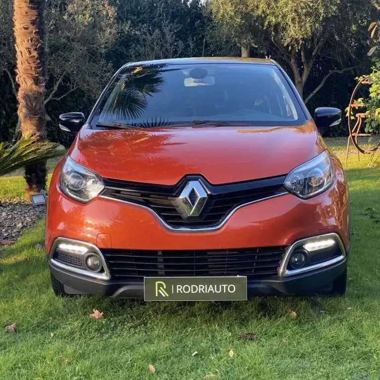 Laranja Usado 2015 Renault Captur SUV | € 14.990 (Caro) - Imagem 1/4