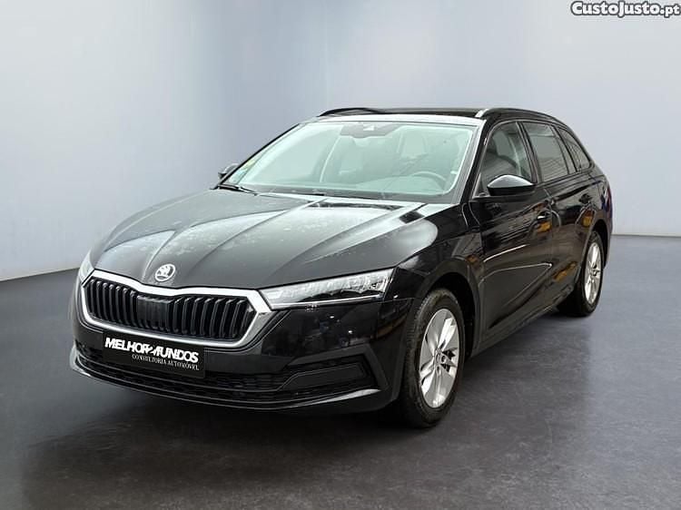 Usado Skoda Octavia Business Line 150 HP (110 kW) 2022 Preto Carrinha