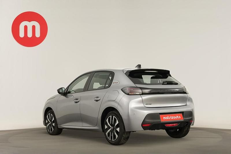 Usado Peugeot 208 Style 102 HP (75 kW) 2025 Citadino