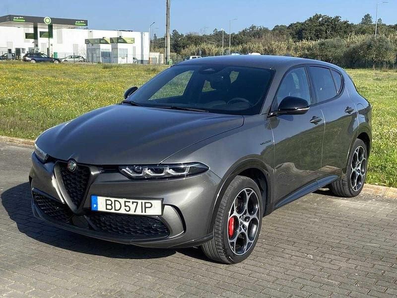 Usado Alfa Romeo Tonale Veloce 280 HP (205 kW) 2023 Cinza SUV