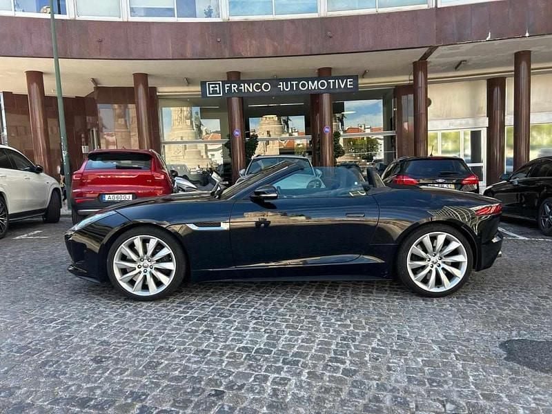 Preto Usado 2013 Jaguar F-Type | € 69.800 - Imagem 1/4