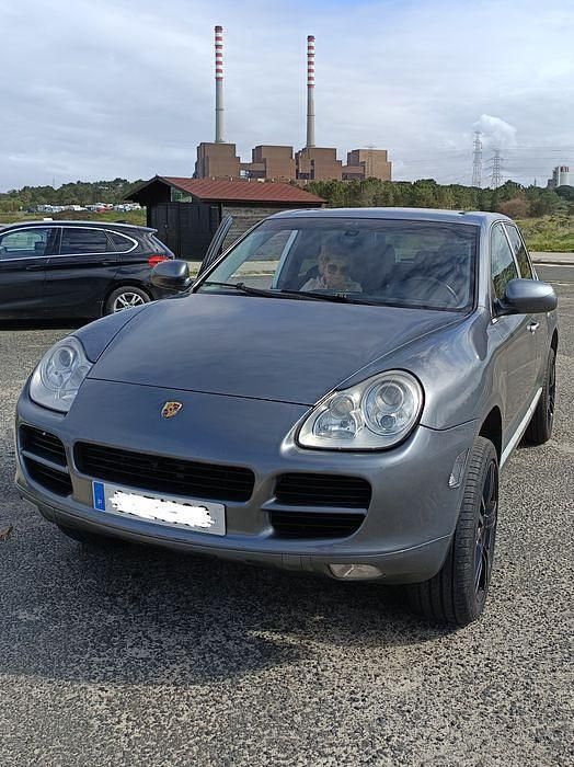 Usado 2006 Porsche Cayenne SUV | € 18.000 - Imagem 1/4