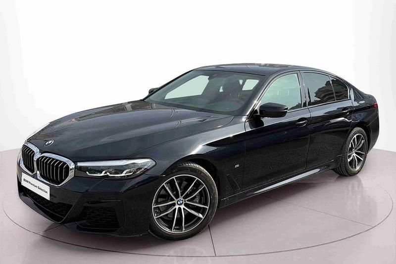 Usado BMW 520 Comfort Edition 190 HP (139 kW) 2022 Preto Sedan