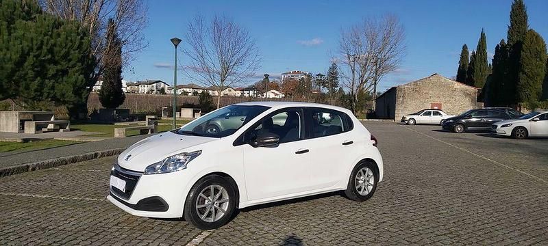 Usado 2017 Peugeot 208 Citadino | € 7.490 (Bom preço) - Imagem 1/4